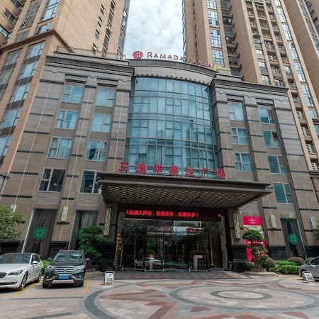 Hotel Ramada Plaza By Wyndham Fuzhou South Extérieur photo