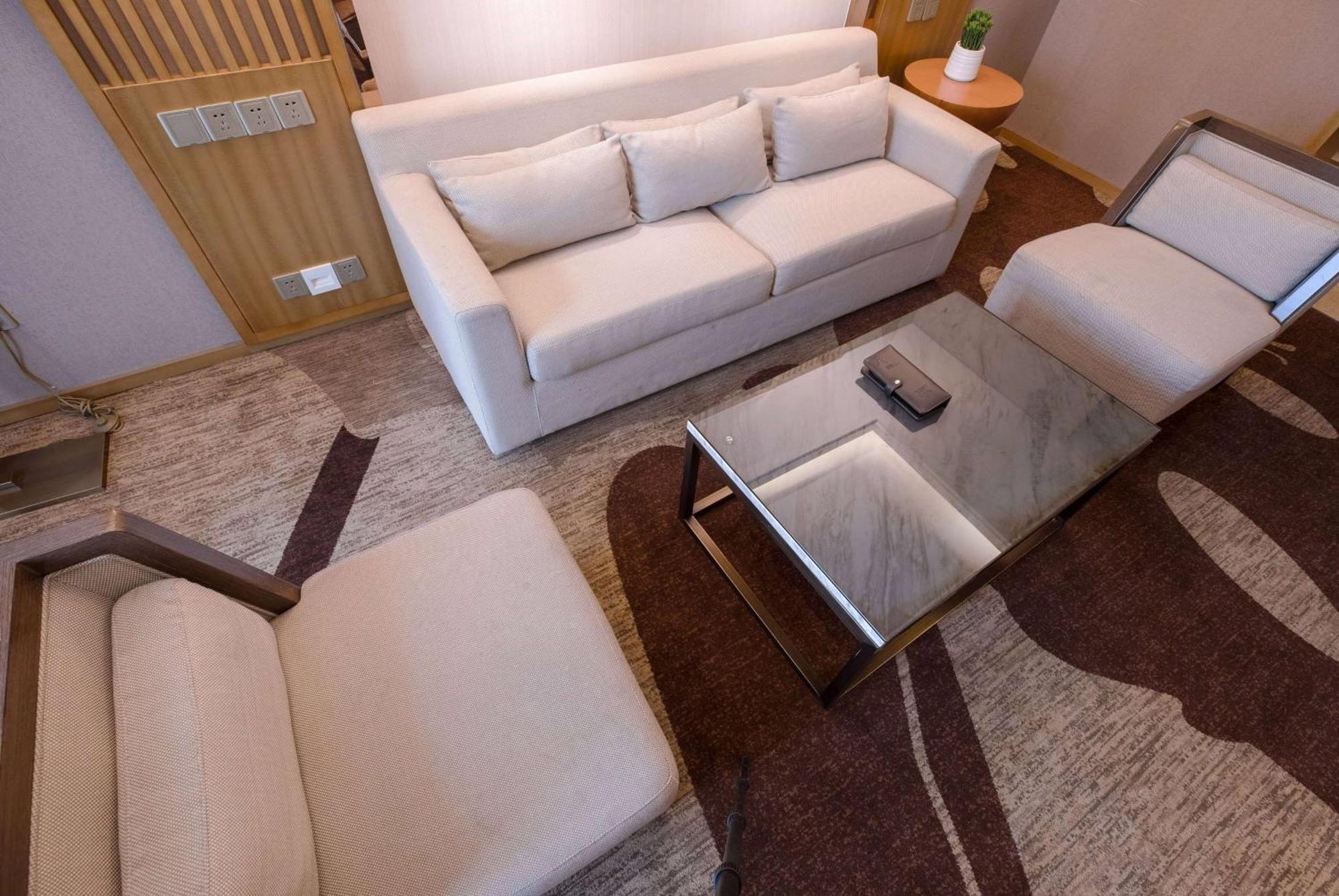 Hotel Ramada Plaza By Wyndham Fuzhou South Extérieur photo