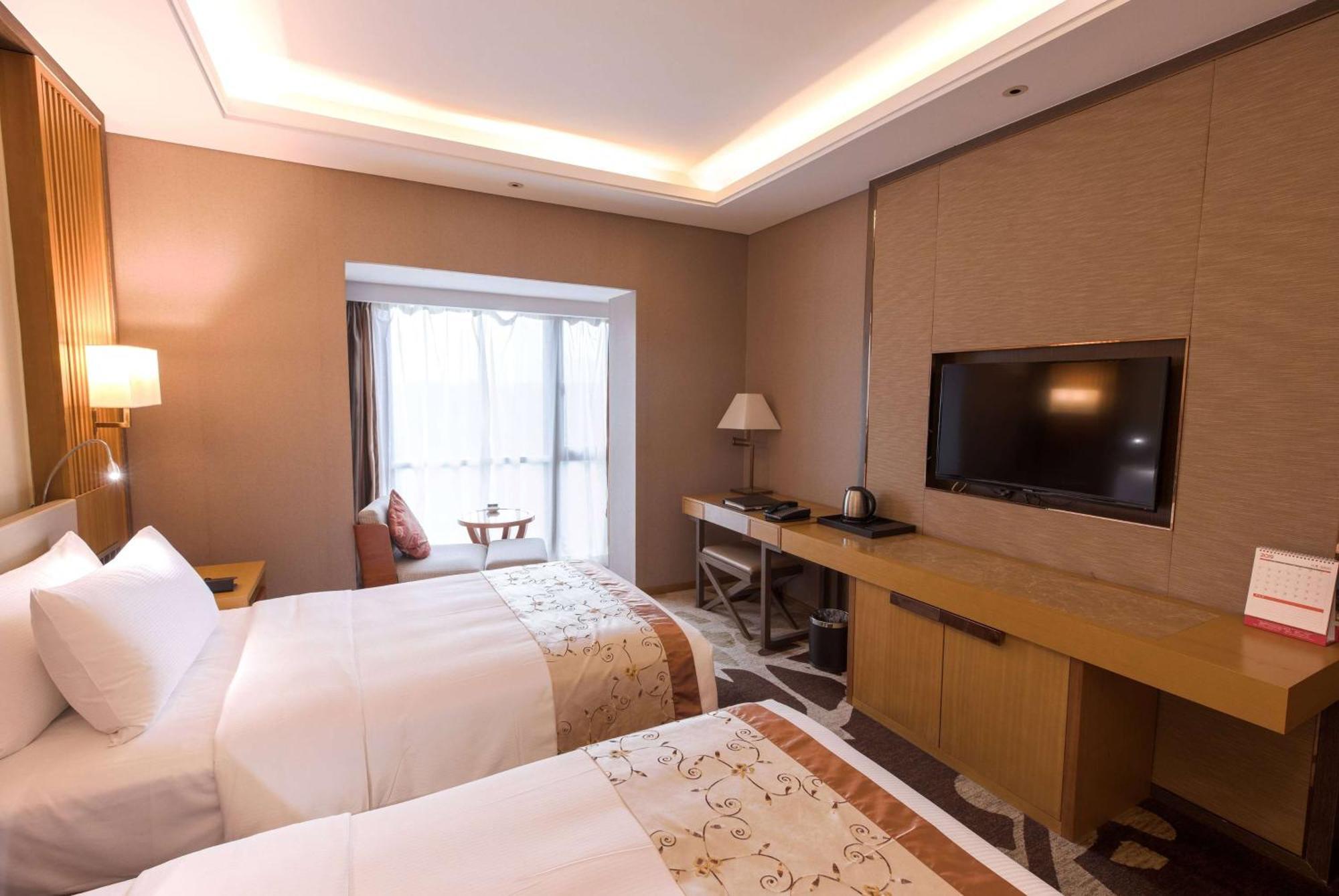 Hotel Ramada Plaza By Wyndham Fuzhou South Extérieur photo