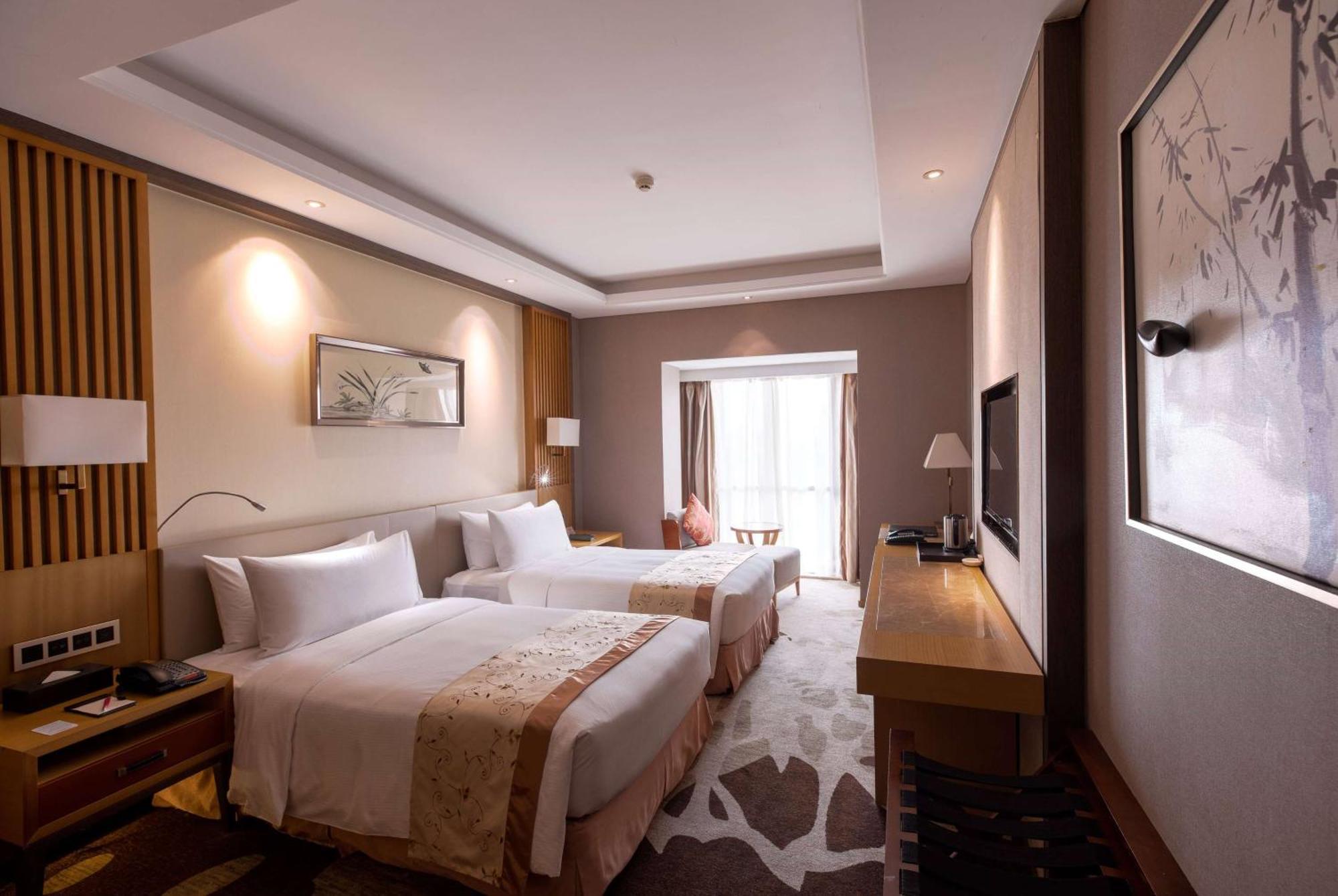 Hotel Ramada Plaza By Wyndham Fuzhou South Extérieur photo