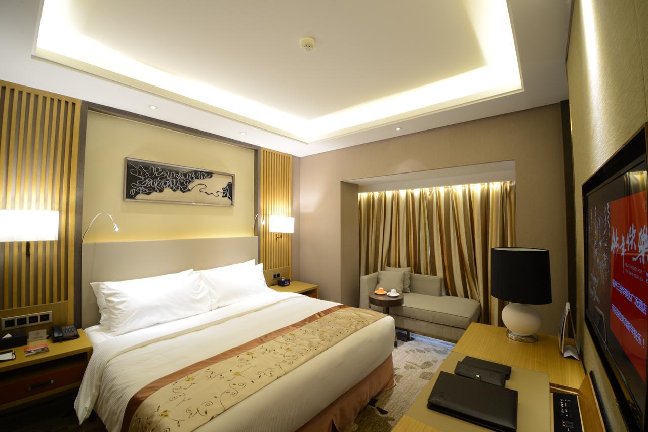 Hotel Ramada Plaza By Wyndham Fuzhou South Extérieur photo