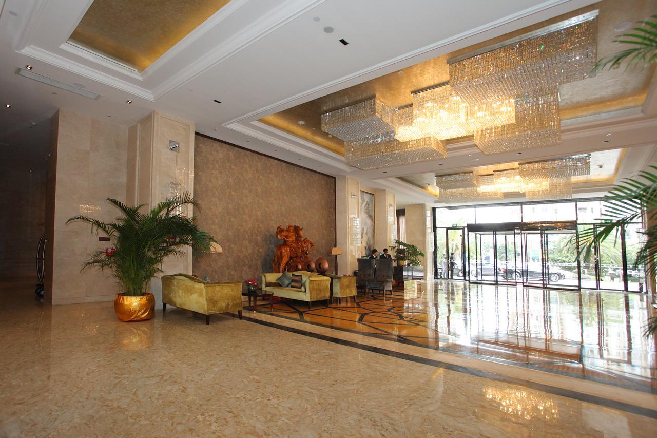 Hotel Ramada Plaza By Wyndham Fuzhou South Extérieur photo
