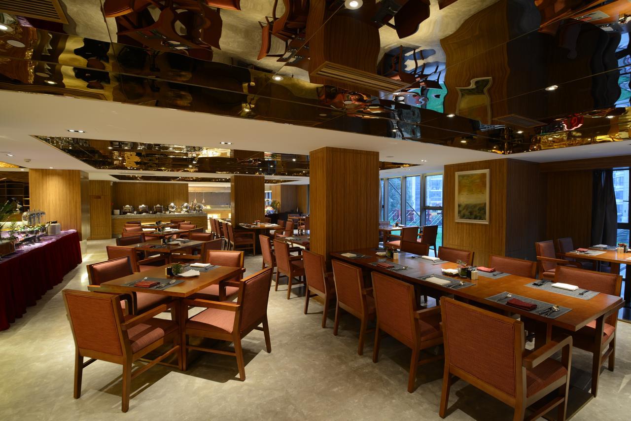 Hotel Ramada Plaza By Wyndham Fuzhou South Extérieur photo